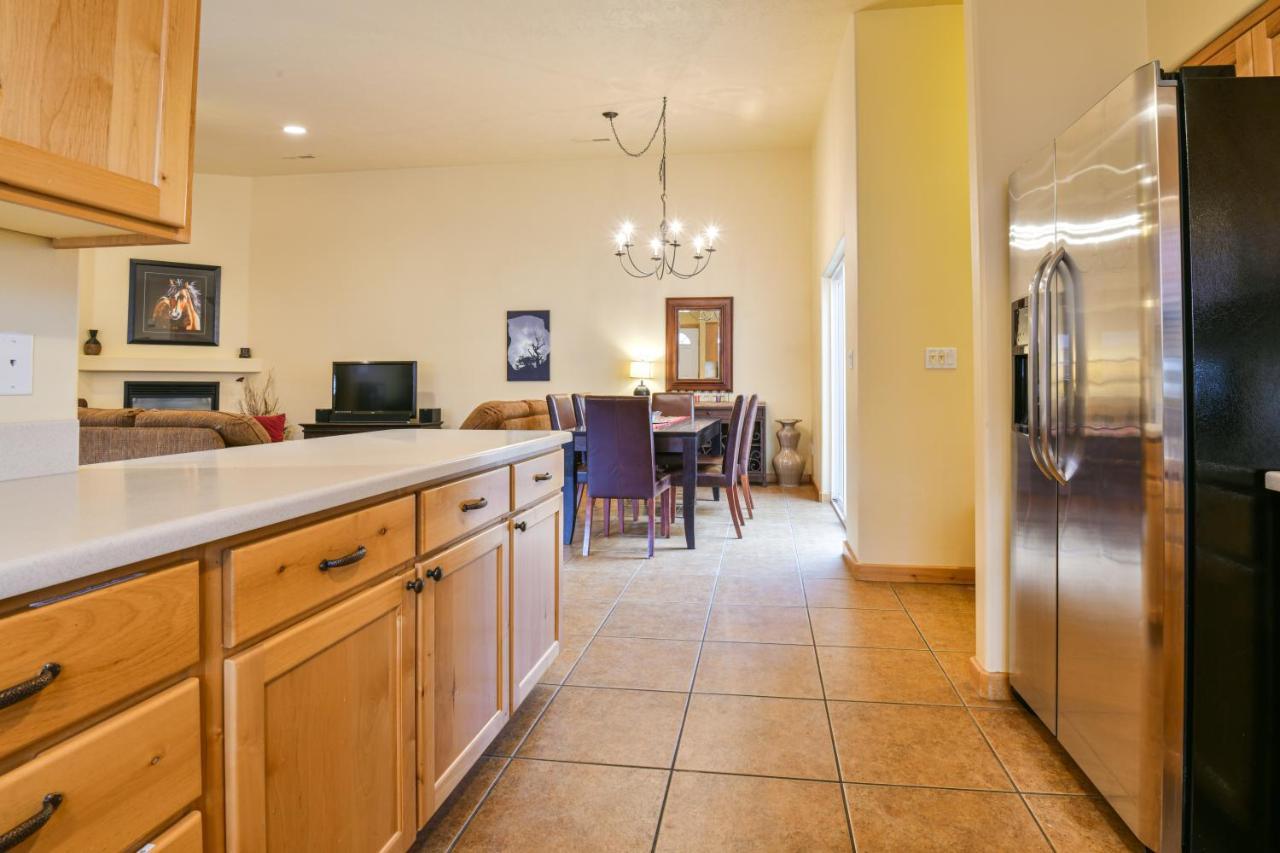 모아브 Cw343 - Great Downtown Location With A Private Hot Tub 빌라 외부 사진